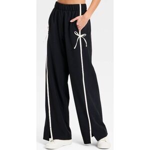 All In Motion Wide Leg Pants Coquette L Black NWOT Bow Detail Side Stripe